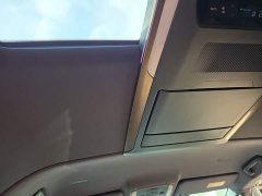 Toyota Vellfire Crown Hybrid 2.5L Premium Edition - ფოტო 9