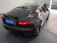 Jaguar F-TYPE P300 Hardtop R-DYNAMIC BLACK - ფოტო 5