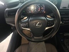 Lexus ES 260 Excellence Edition - ფოტო 7
