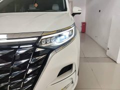 SAIC Roewe iMAX8 New Energy 1.5T DMH Land Respect Premium Edition - ფოტო 18