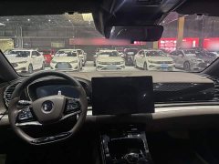 BYD Han 2022 DM-i 121KM Prestige - ფოტო 8