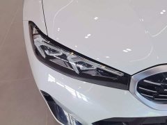 BMW 3 Series 325Li M Sport Package - ფოტო 11