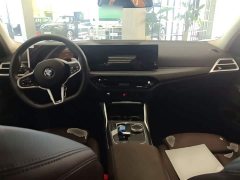 BMW 3 Series 325Li M Sport Package - ფოტო 14