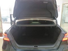 Toyota Camry 2021 2.0G Luxury - ფოტო 18