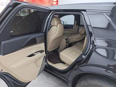 Cadillac XT5 2025 2.0T Luxury - ფოტო 17