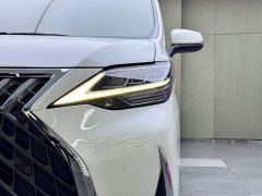 Lexus LM 2020 300h Four-Seat Royal Edition - ფოტო 11