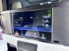 Lexus LM 2020 300h Four-Seat Royal Edition - ფოტო 20