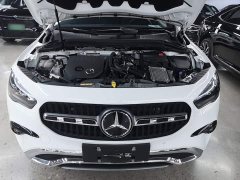 Mercedes-Benz GLA 200 - ფოტო 15