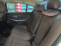 BMW 3 Series 325Li M Sport Package - ფოტო 13