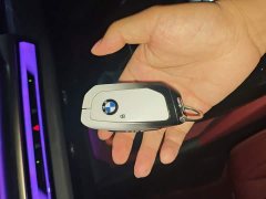 BMW 5 Series 530Li Luxury M Sport Package - ფოტო 12