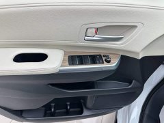 Toyota Sienna 2.5L Hybrid AWD Premium Edition - ფოტო 4