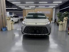 Buick GL8 New Energy Lusang Respect Edition - ფოტო 3