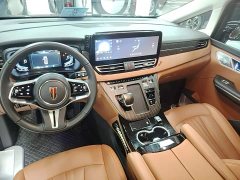 FAW Red Flag HQ9 PHEV 2.0T AWD Business Edition - ფოტო 6