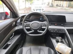 Hyundai Elantra 1.5L CVT Luxury - ფოტო 3
