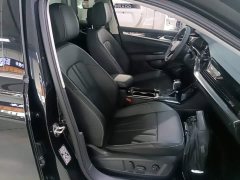 Volkswagen Passat Outstanding Edition 380TSI Dragon Ascendant Version - ფოტო 16