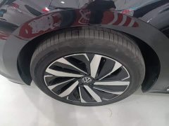 Volkswagen Passat Outstanding Edition 380TSI Dragon Ascendant Version - ფოტო 20