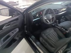 Volkswagen Passat Outstanding Edition 380TSI Dragon Ascendant Version - ფოტო 9