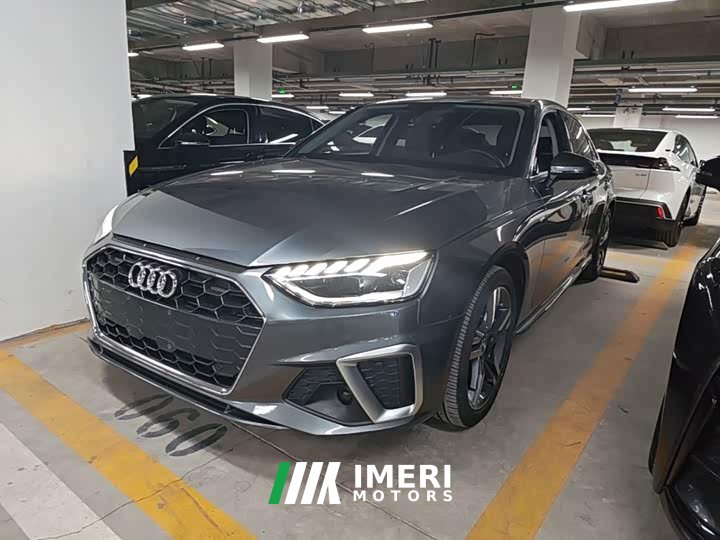 Audi A4L 40 TFSI Fashion Dynamic