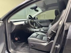 Tesla Model Y Rear-Wheel Drive - ფოტო 12
