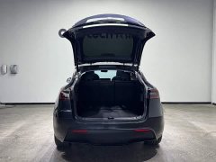 Tesla Model Y Rear-Wheel Drive - ფოტო 14