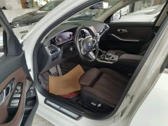 BMW 3 Series 325Li M Sport Package - ფოტო 12