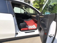 Tesla Model Y Rear-Wheel Drive - ფოტო 12