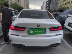 BMW 3 Series 320Li M Sport Package - ფოტო 4