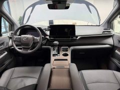 Toyota Gravia 2024 2.5L Hybrid Prestige Plus AWD - ფოტო 15