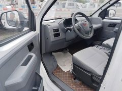 Wuling Yangguang 2024 300km Practical Sealed Window Version 75kW - ფოტო 12
