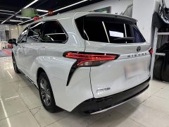 Toyota 2026 Sienna 2.5L Hybrid AWD Premium Edition - ფოტო 11