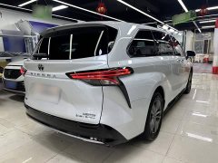Toyota 2026 Sienna 2.5L Hybrid AWD Premium Edition - ფოტო 13