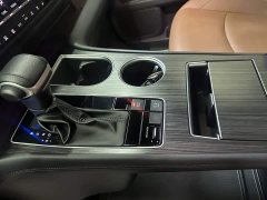 Toyota Grevias 2.5L Hybrid Flagship ULTRA Edition - ფოტო 10