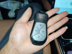 XPeng P5 460E - ფოტო 13
