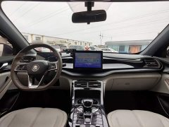 BYD Qin PLUS Glory Edition DM-i 55KM Leading - ფოტო 12