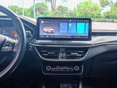 Ford Focus Hatchback EcoBoost 180 Automatic ST Line - ფოტო 10