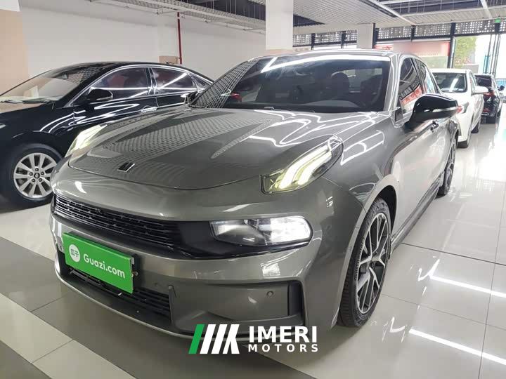 Lynk & Co 03 2.0T Diesel Automatic Champion Edition