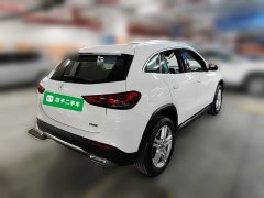 Mercedes-Benz GLA 200 - ფოტო 10
