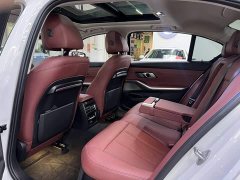 BMW 3 Series 320Li M Sport Package - ფოტო 12