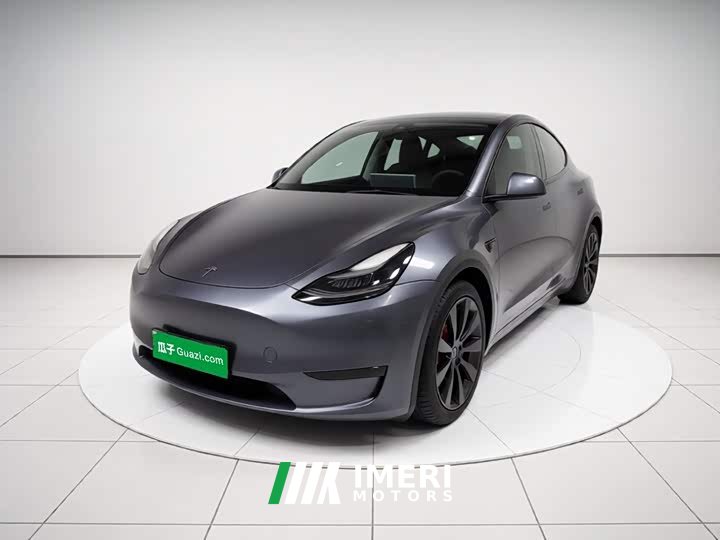 Tesla Model Y Standard Range RWD - ავტომობილი ჩინეთიდან