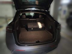 Tesla Model Y Standard Range RWD - ფოტო 10
