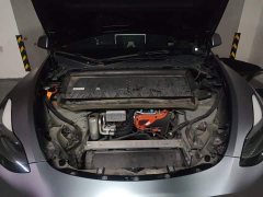 Tesla Model Y Standard Range RWD - ფოტო 11