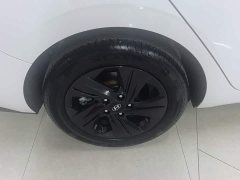 Hyundai Elantra 1.5L CVT GLS Advanced - ფოტო 13