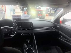 Hyundai Elantra 1.5L CVT GLS Advanced - ფოტო 19