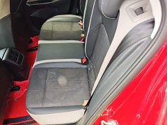 Volkswagen Golf 280TSI DSG 30th Anniversary Edition - ფოტო 10