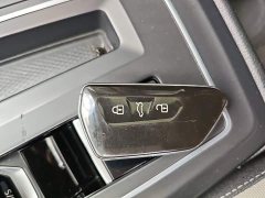 Volkswagen Golf 280TSI DSG 30th Anniversary Edition - ფოტო 14
