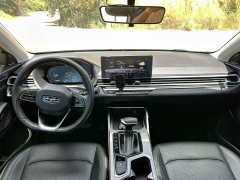 Geely Emgrand 2022 4th Generation 1.5L CVT Luxury - ფოტო 14
