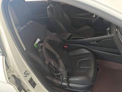 Hyundai Elantra 1.5L CVT GLX Elite - ფოტო 20