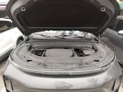 Li Auto L8 Pro - ფოტო 16