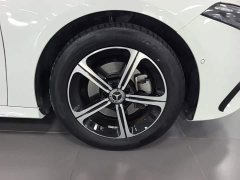 Mercedes-Benz A-Class Facelift A 200 L Fashion Edition - ფოტო 12