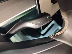 Tesla Model Y Rear-Wheel Drive - ფოტო 7